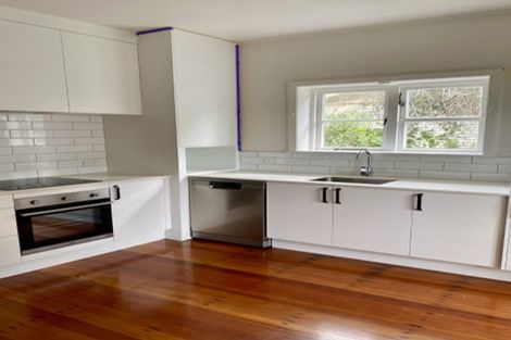 Photo of property in 19 Trafalgar Street, Waiwhetu, Lower Hutt, 5010