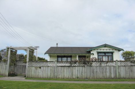 Photo of property in 100 Portal Street, Durie Hill, Whanganui, 4500