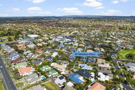 Photo of property in 29 Wiltshire Place, Somerville, Auckland, 2014