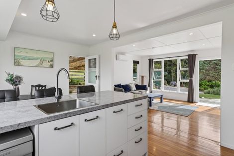 Photo of property in 209 Doctors Hill Road, Maungaturoto, 0588