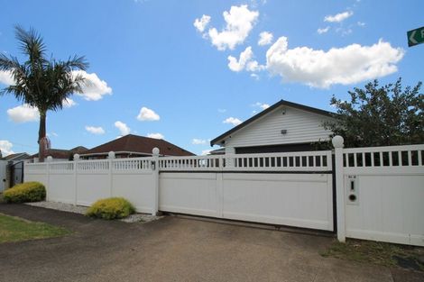 Photo of property in 46a Ranfurly Road, Papatoetoe, Auckland, 2104