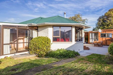 Photo of property in 7 Tenby Place, Avondale, Christchurch, 8061