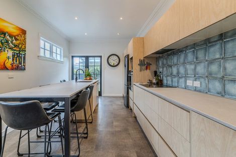 Photo of property in 30 Ings Avenue, Saint Clair, Dunedin, 9012