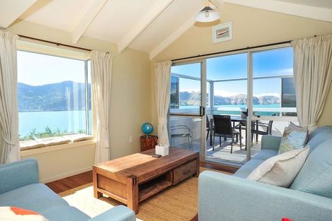 Photo of property in 9 Ranui Crescent, Diamond Harbour, 8971