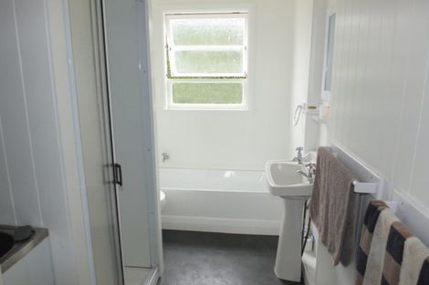 Photo of property in 4 Taylor Street, Foxton Beach, Foxton, 4815