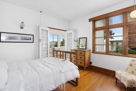 Photo of property in 19 Cliffs Road, Saint Clair, Dunedin, 9012