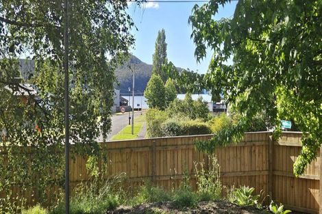 Photo of property in 16 Tangitu Street, Motuoapa, Turangi, 3382