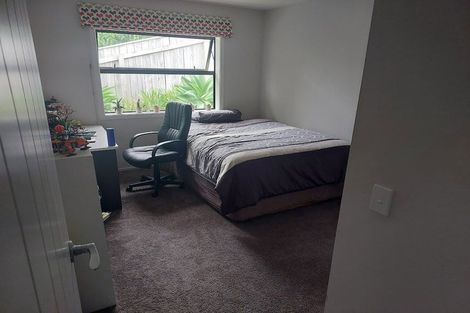 Photo of property in 26 Simpson Crescent, Raumati Beach, Paraparaumu, 5032