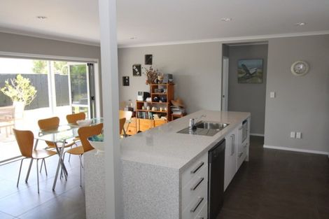 Photo of property in 126 Puka Crescent, Matarangi, Whitianga, 3592