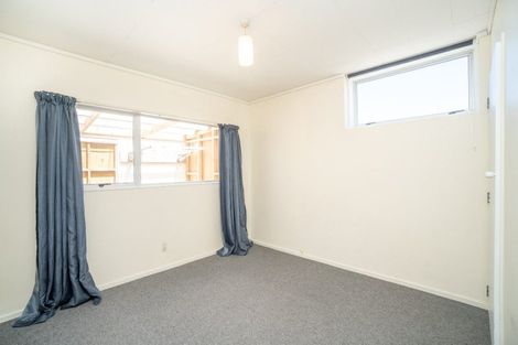 Photo of property in 16 Papakowhai Court, West End, Palmerston North, 4412