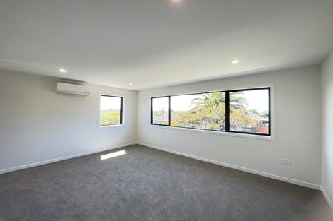 Photo of property in 16 The Anchorage, Sunnyhills, Auckland, 2010