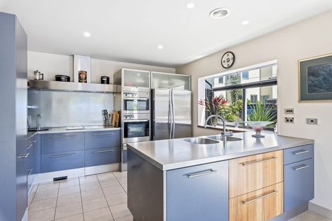 Photo of property in 379 Kapiti Road, Paraparaumu Beach, Paraparaumu, 5032