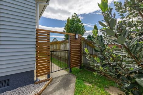 Photo of property in 5 Barker Road, Marewa, Napier, 4110