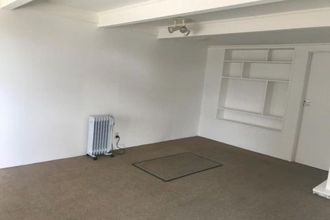 Photo of property in 2/45 East Coast Road, Milford, Auckland, 0620