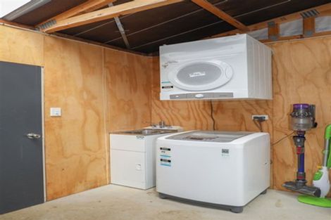 Photo of property in 81 Mahi Road, Te Kauwhata, 3710