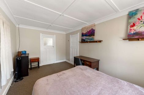 Photo of property in 32 Manuka Street, Castlecliff, Whanganui, 4501