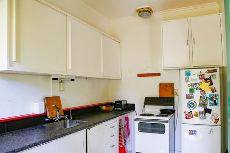 Photo of property in 77 Greta Street, South Hill, Oamaru, 9400