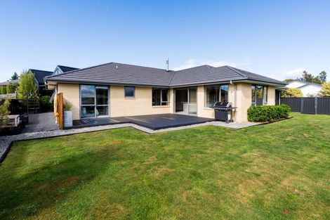 Photo of property in 95 Severn Street, Green Island, Dunedin, 9018