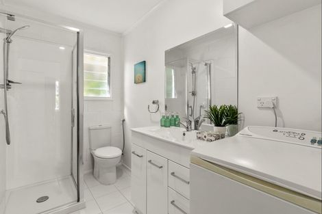 Photo of property in 4/5 Edgars Road, Westmere, Auckland, 1022