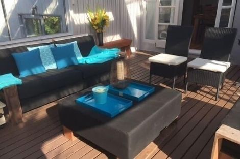 Photo of property in 6 Long Street, Torbay, Auckland, 0630