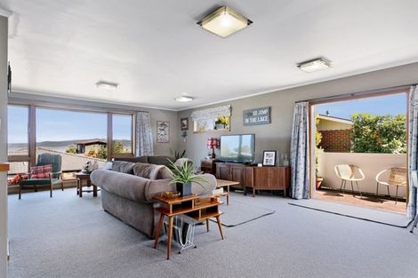 Photo of property in 2/48 Ngamotu Road, Hilltop, Taupo, 3330