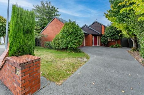 Photo of property in 412 Yaldhurst Road, Russley, Christchurch, 8042