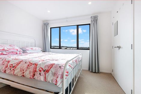 Photo of property in Rf202b, 11/18 Hewlett Road, Massey, Auckland, 0614