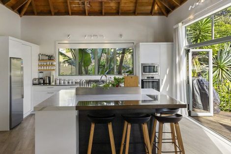 Photo of property in 252 Molesworth Drive, Mangawhai Heads, Mangawhai, 0505