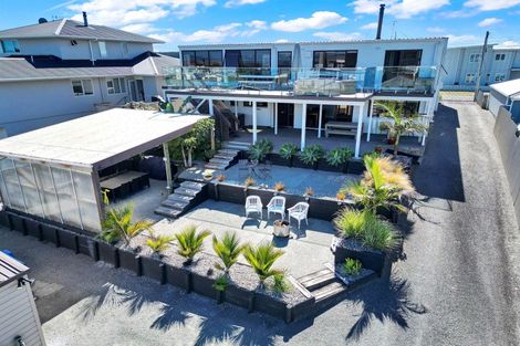 Photo of property in 8 Roore Street, Foxton Beach, Foxton, 4815