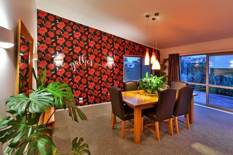 Photo of property in 19 Canmore Street, Pokeno, 2402