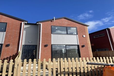 Photo of property in 77 Kaha Road, Papakura, 2110