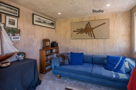 Photo of property in 6 Horomona Road, Paekakariki, 5034