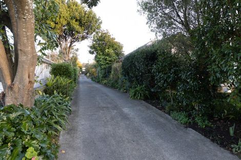 Photo of property in 72 Pahiatua Street, Hokowhitu, Palmerston North, 4410