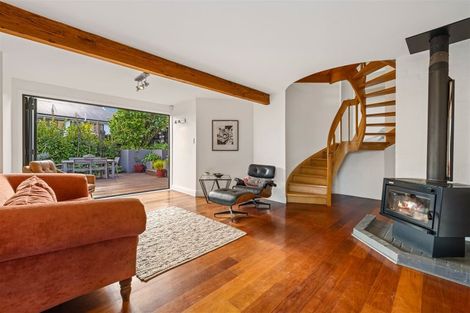 Photo of property in 92 Cannon Hill Crescent, Mount Pleasant, Christchurch, 8081