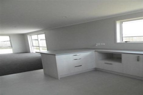 Photo of property in 20 Bill Miller Drive, Papamoa, 3118