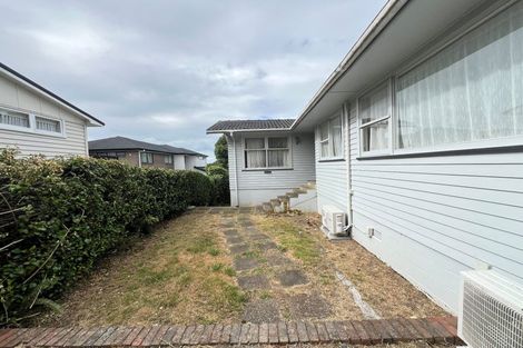 Photo of property in 48 Reeves Road, Pakuranga, Auckland, 2010