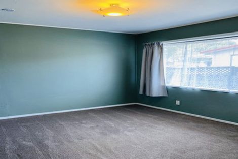 Photo of property in 3 Pinehurst Place, Wattle Downs, Auckland, 2103