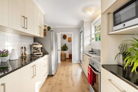 Photo of property in 116 Grimseys Road, Redwood, Christchurch, 8051