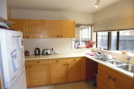 Photo of property in 1/5 Birdwood Road, Waterloo, Lower Hutt, 5011