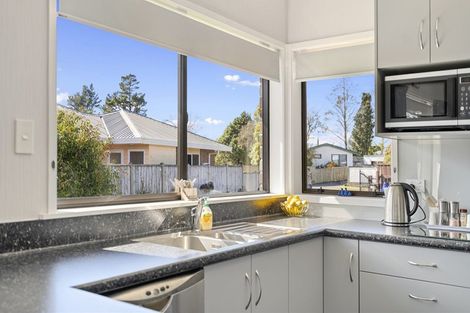 Photo of property in 30 Nikau Street, Inglewood, 4330