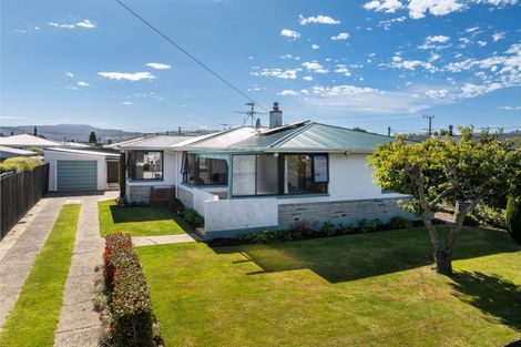 Photo of property in 16 Esk Place, Mosgiel, 9024