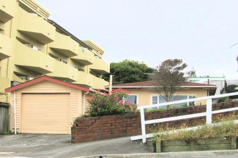 Photo of property in 68 Herald Street, Berhampore, Wellington, 6023