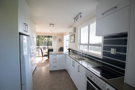 Photo of property in 32 Lismore Street, Strandon, New Plymouth, 4312