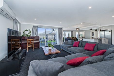 Photo of property in 10 Sandhurst Drive, Rolleston, 7615