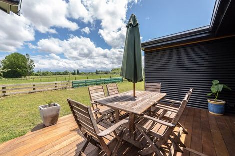 Photo of property in 64 Matapihi Road, Te Ore Ore, Masterton, 5886
