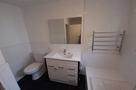 Photo of property in 33 Sequoia Place, Sunnynook, Auckland, 0620