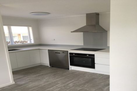 Photo of property in 4/22 Amaru Road, One Tree Hill, Auckland, 1061