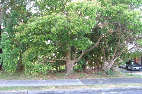 Photo of property in 24 Robin Lane, Browns Bay, Auckland, 0630