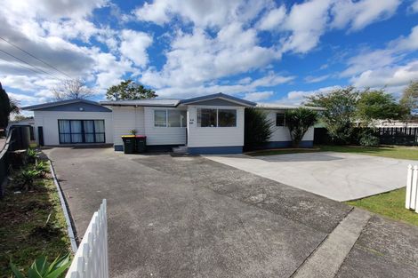 Photo of property in 68 Willis Road, Papakura, 2110