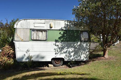 Photo of property in 1 Sandy Beach Road, Tinopai, 0593